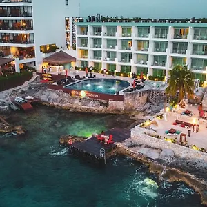 hotel-b-cozumel.allrivieramayahotels.com/